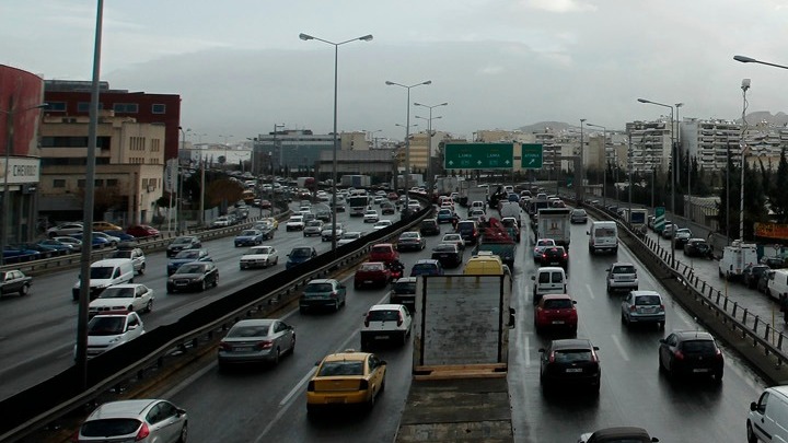 Δεν πληρώνουν τέλη τα οχήματα που βρίσκονται σε ακινησία